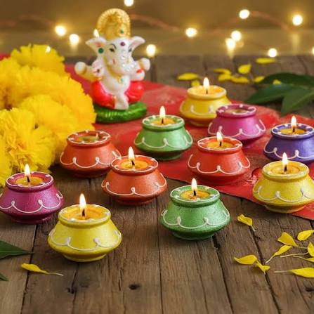 Clay decorative Items